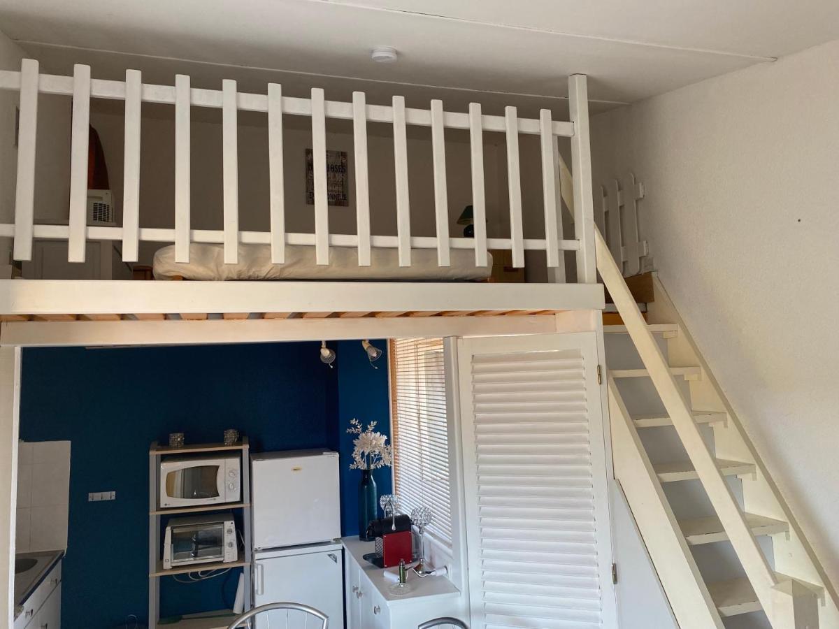 אגדה Joli Appartement Mezzanine Avec Parking La Roquille מראה חיצוני תמונה